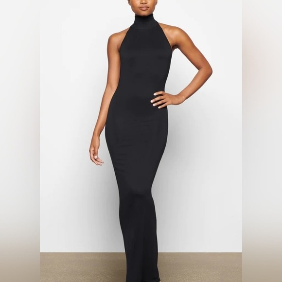 SKIMS Dresses & Skirts - Skims Smooth Lounge LOW BACK HALTER DRESS Onyx Xlarge NWT